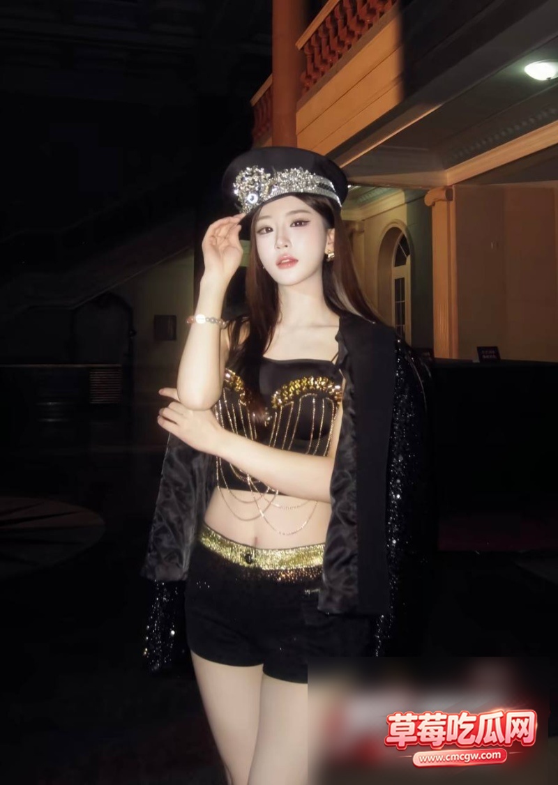 抖音23w粉女网红柳柳2 抖音23w粉女网红柳柳2