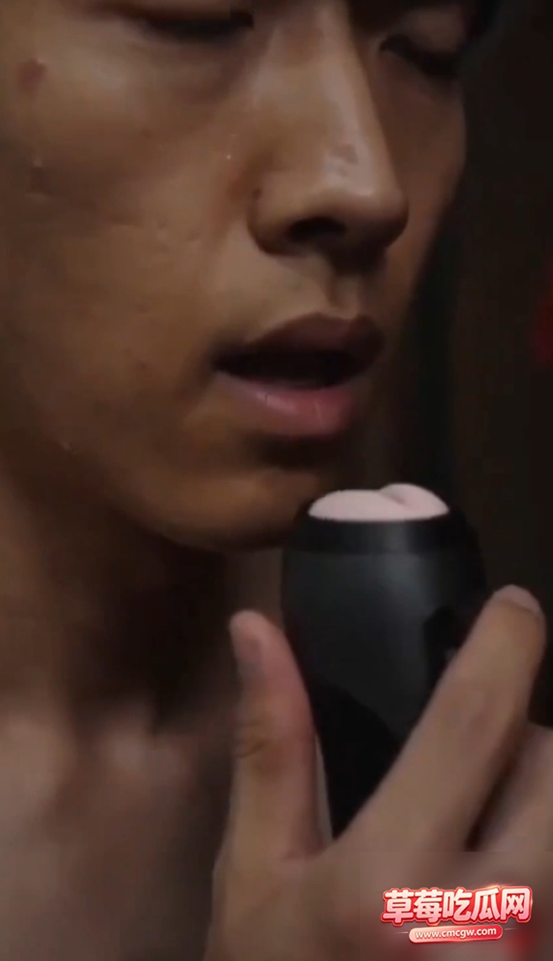 AI成人短剧失踪的飞机杯3 AI成人短剧失踪的飞机杯3