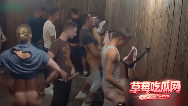 公共性爱厕所 3