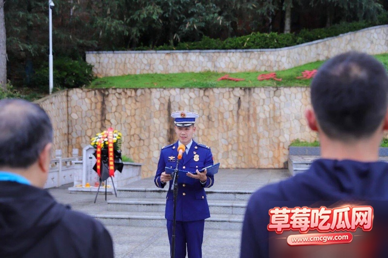 昆明航空飞行员 廖源 25 昆明航空飞行员 廖源 25