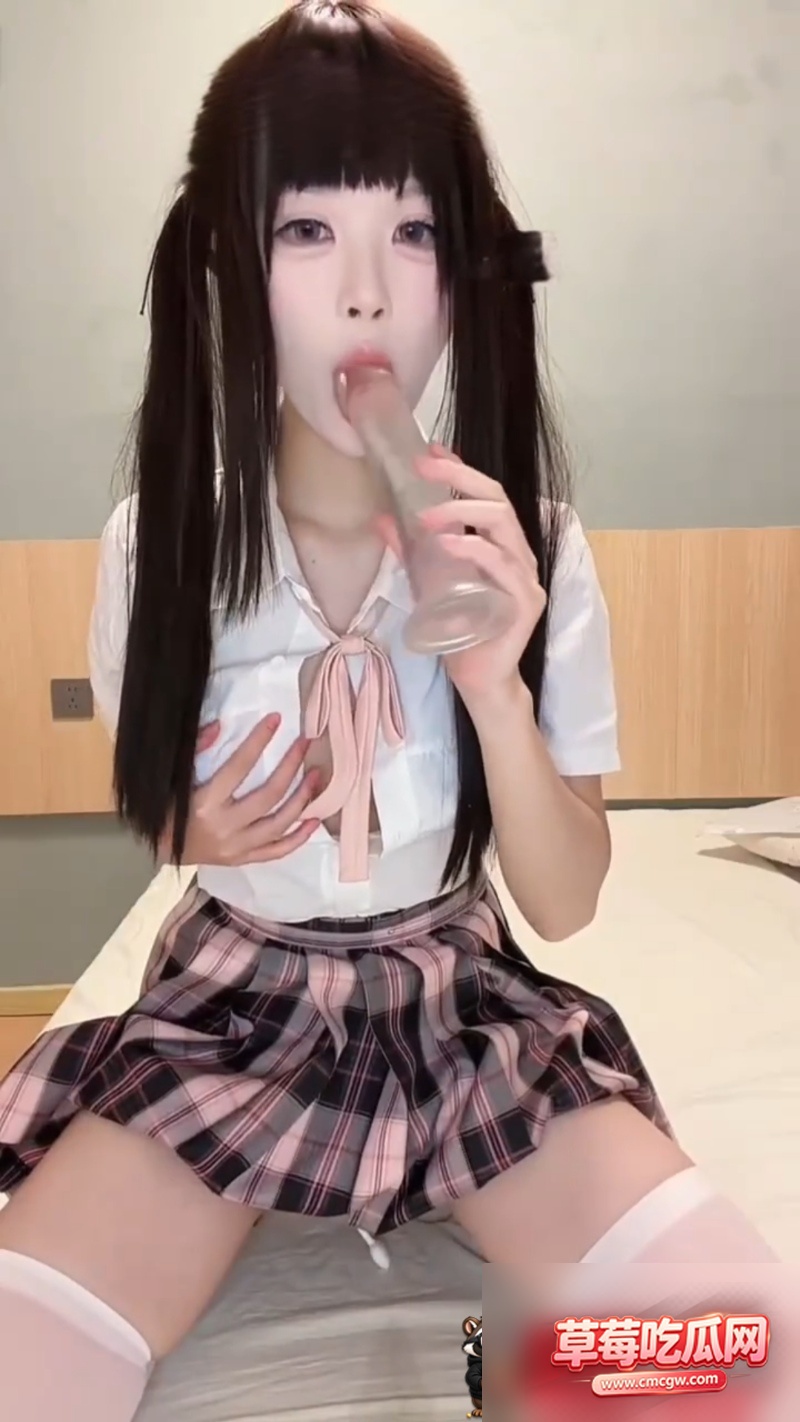 推特极品露脸福利姬 小鸢宝宝 7 推特极品露脸福利姬 小鸢宝宝 7