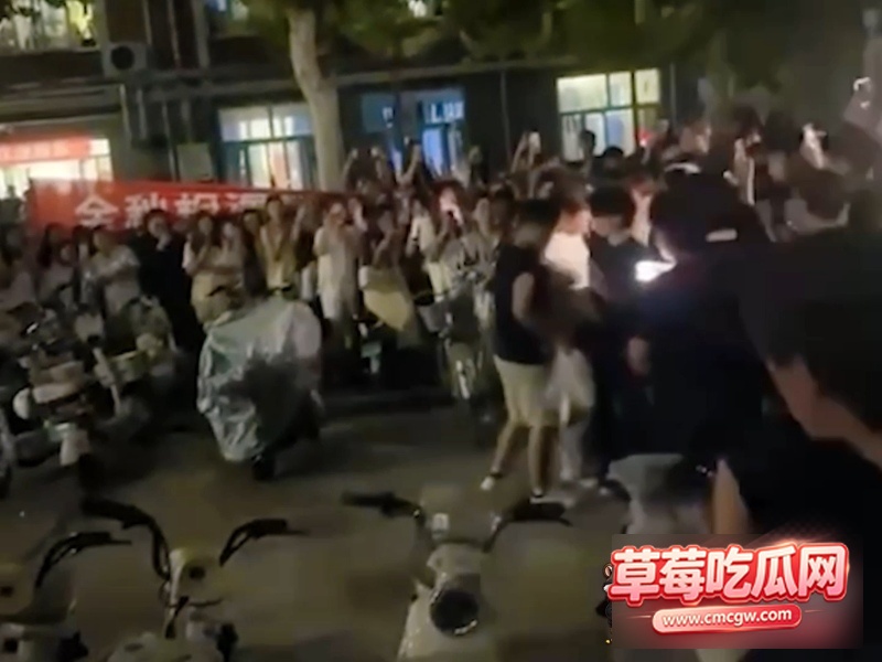 男Gay与同性偷情被抓包 2