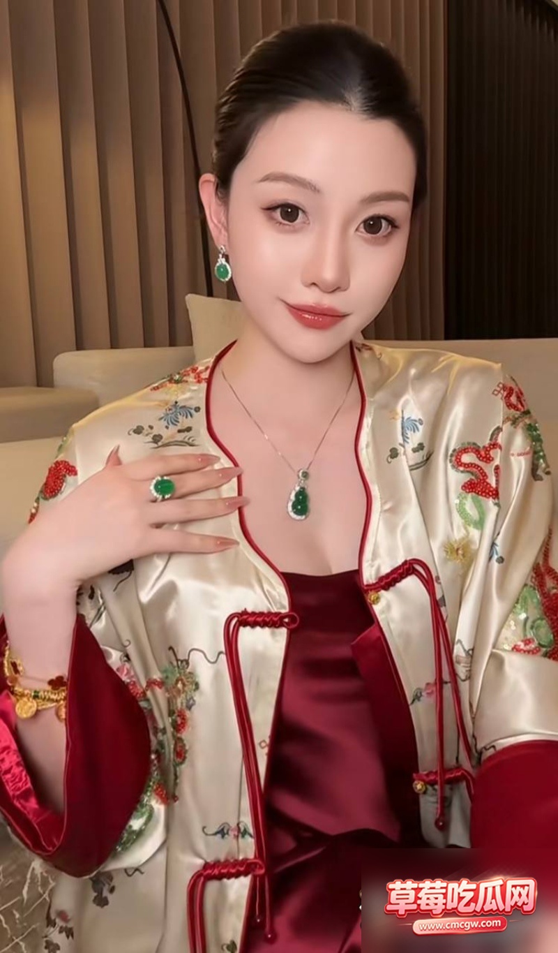 快手1025W粉网红彤彤就是桐桐15 快手1025W粉网红彤彤就是桐桐15