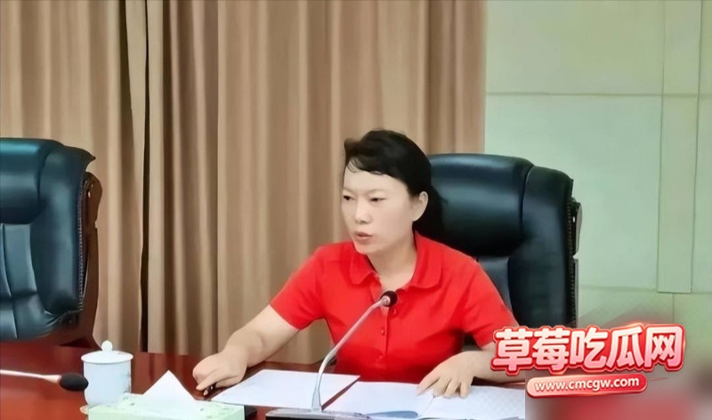 湖南株洲公安局原副局长凌娅 27 湖南株洲公安局原副局长凌娅 27
