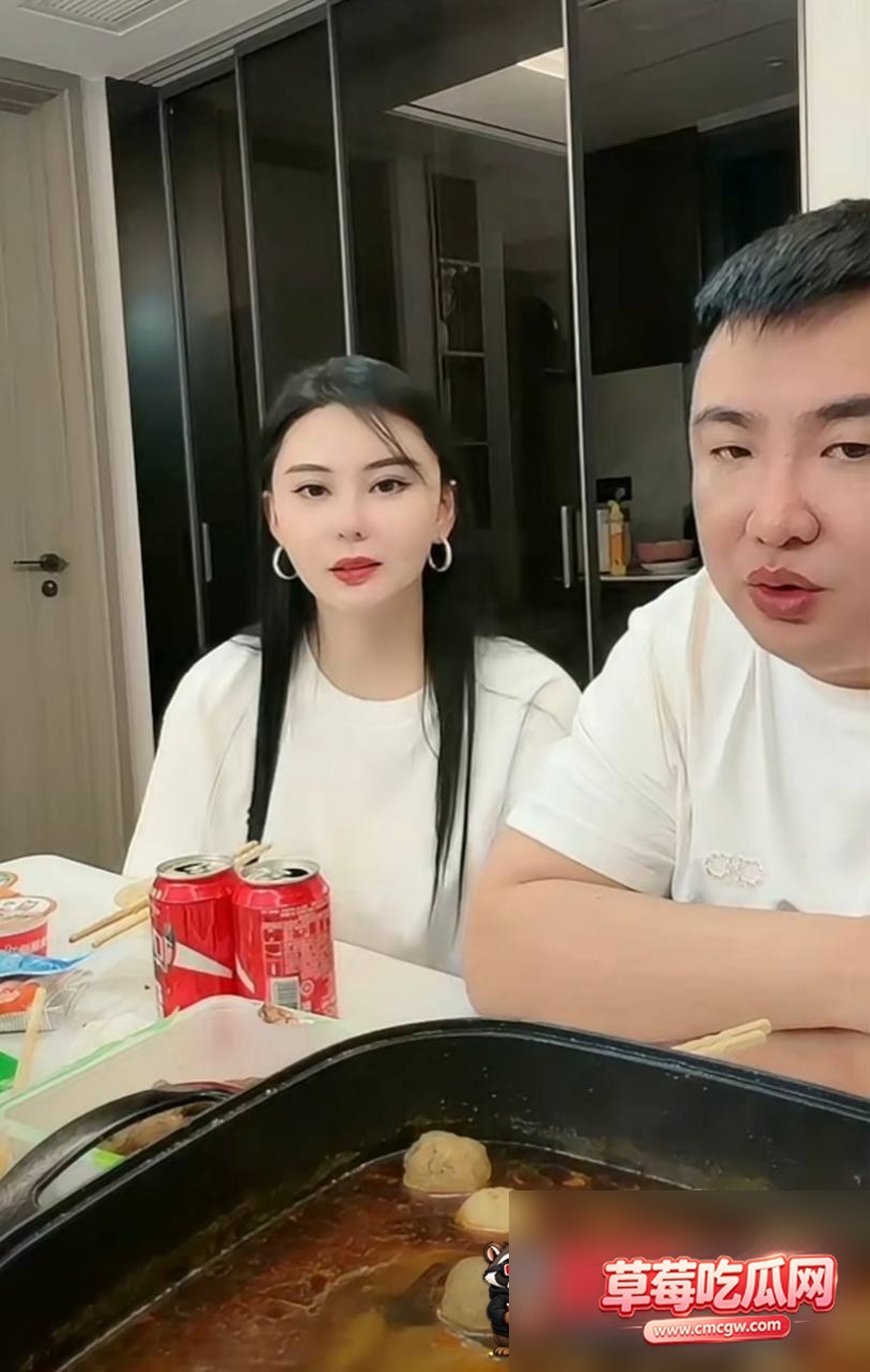 快手351W粉男网红雨化田夫妻19 快手351W粉男网红雨化田夫妻19