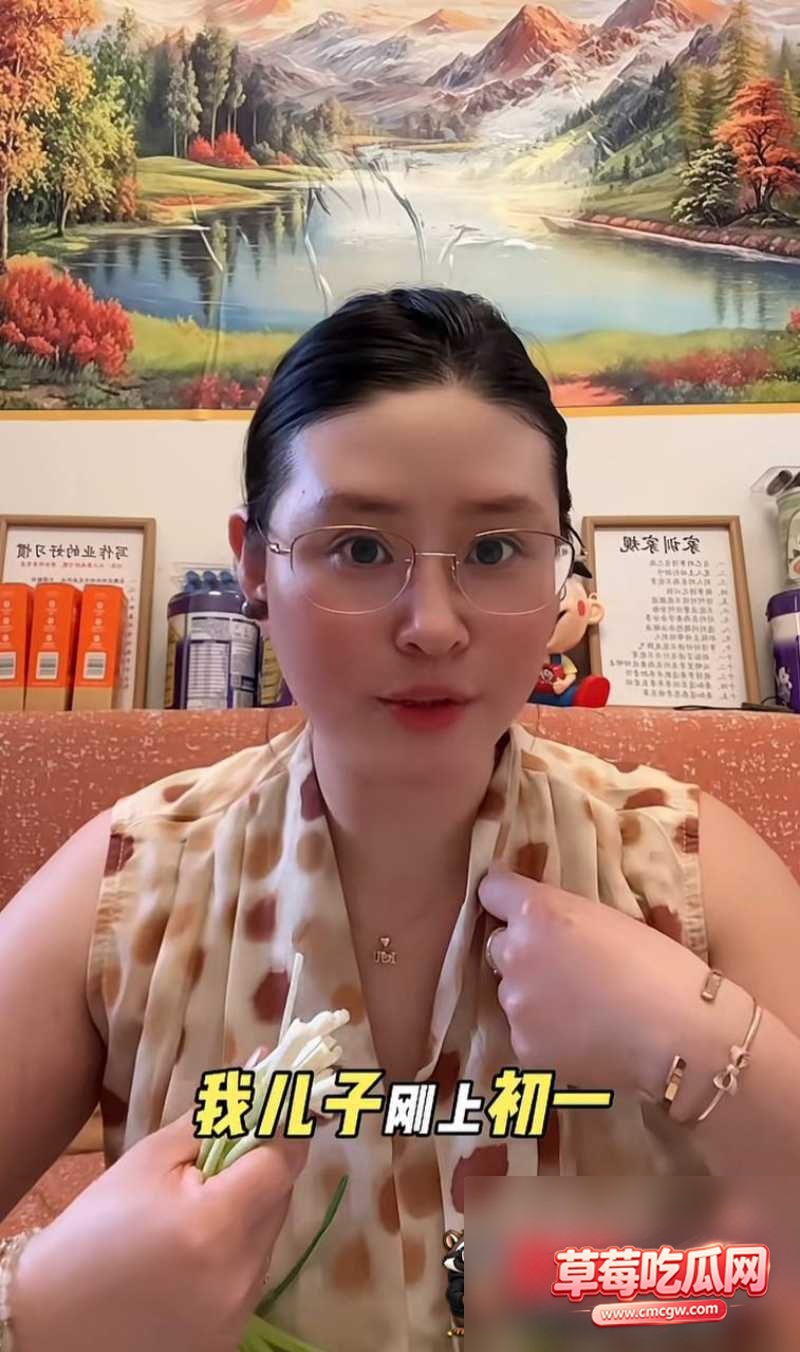女网红火辣辣出轨6 女网红火辣辣出轨6