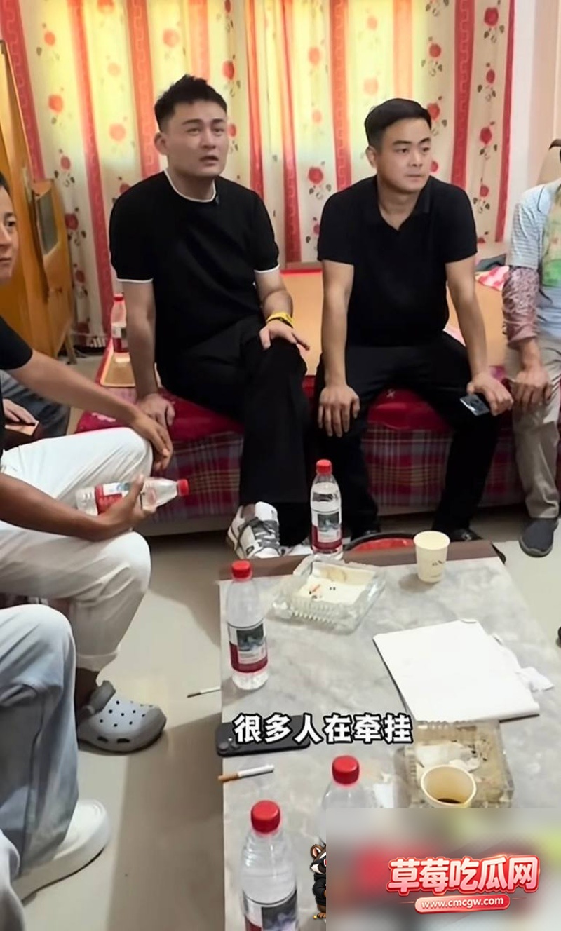 女网红火辣辣出轨31 女网红火辣辣出轨31