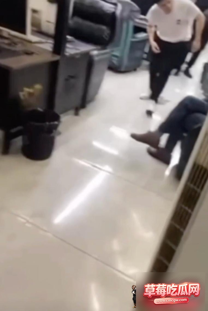 网吧射杀事件5 网吧射杀事件5