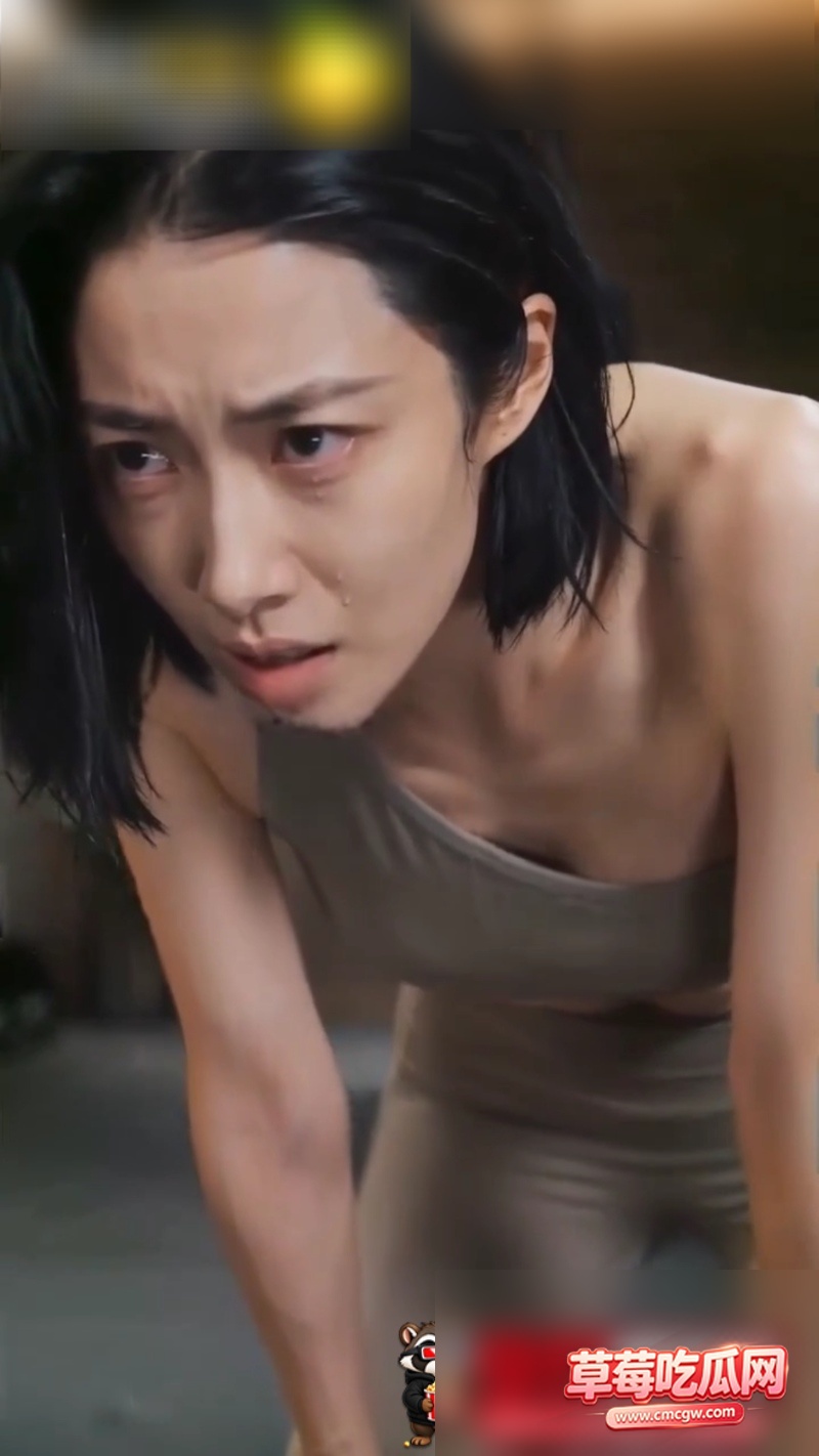 AI短剧《县城瑜伽裤 三英战貂蝉》 3 AI短剧《县城瑜伽裤 三英战貂蝉》 3