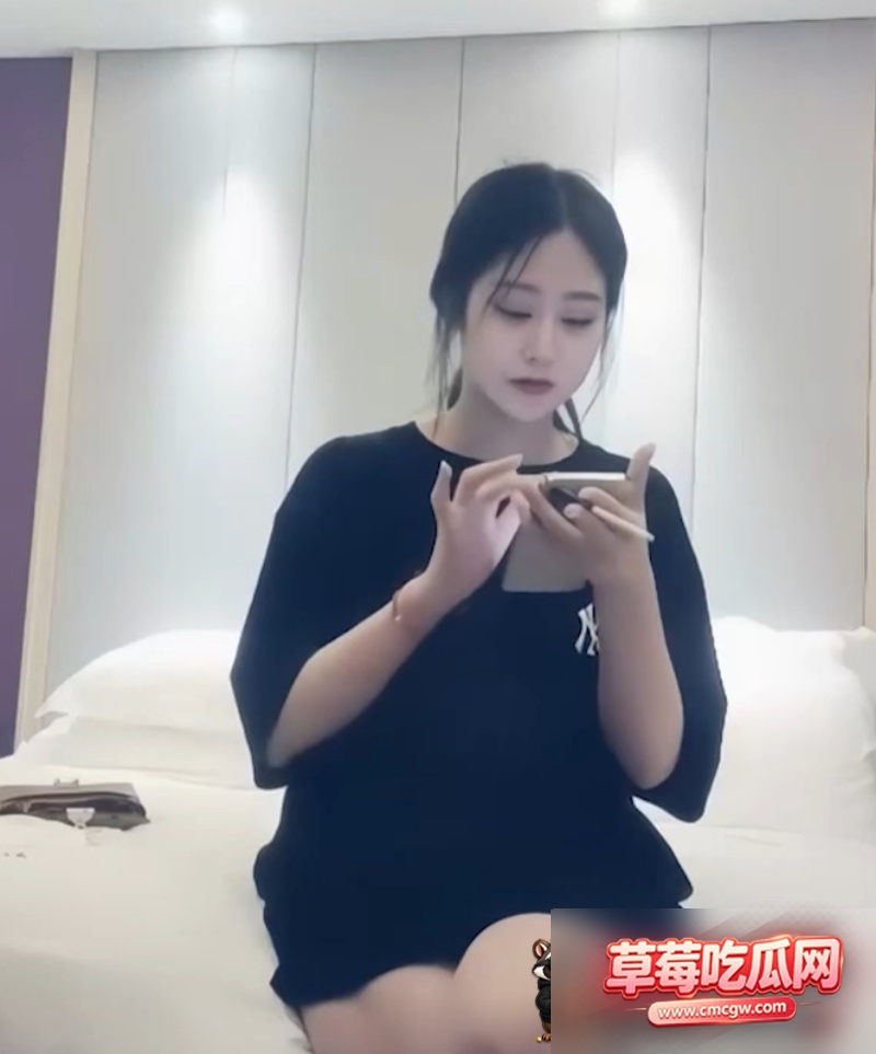 赵总探花约操反差外围女0 赵总探花约操反差外围女0