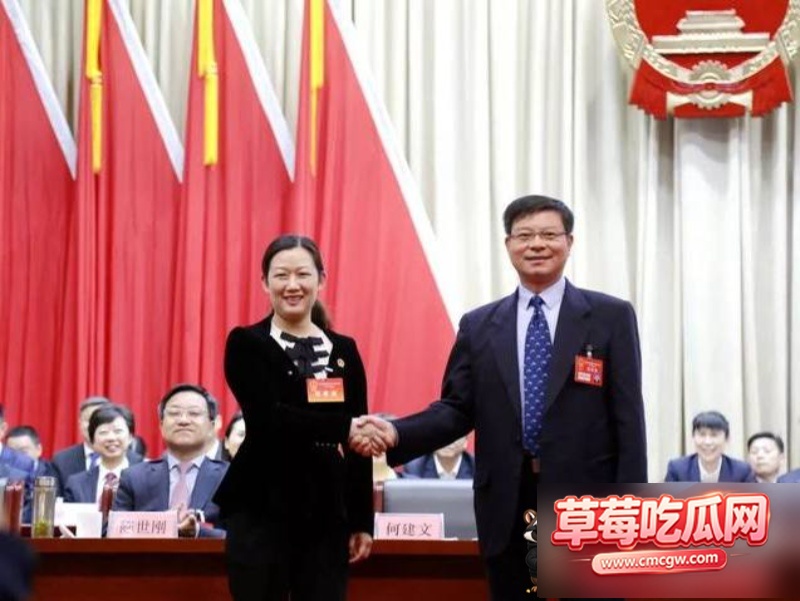 曾晟与胡颖不雅视频1 曾晟与胡颖不雅视频1