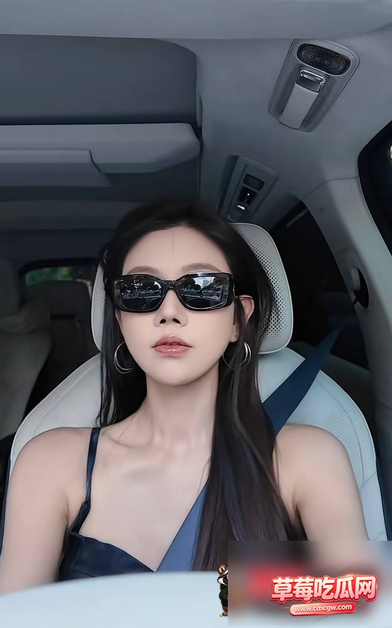 抖音63万粉网红李丹霞夫妇1
