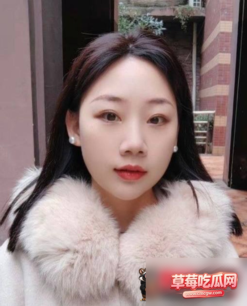 抖音63万粉网红李丹霞夫妇23