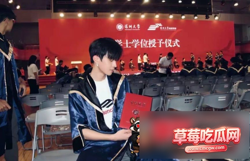 女网红锦鲤小灏30