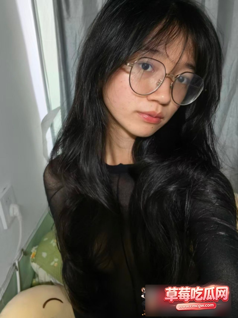 湖南女大学生周欣晨0 湖南女大学生周欣晨0