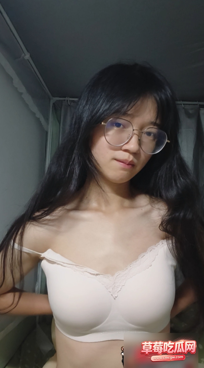 湖南女大学生周欣晨8 湖南女大学生周欣晨8