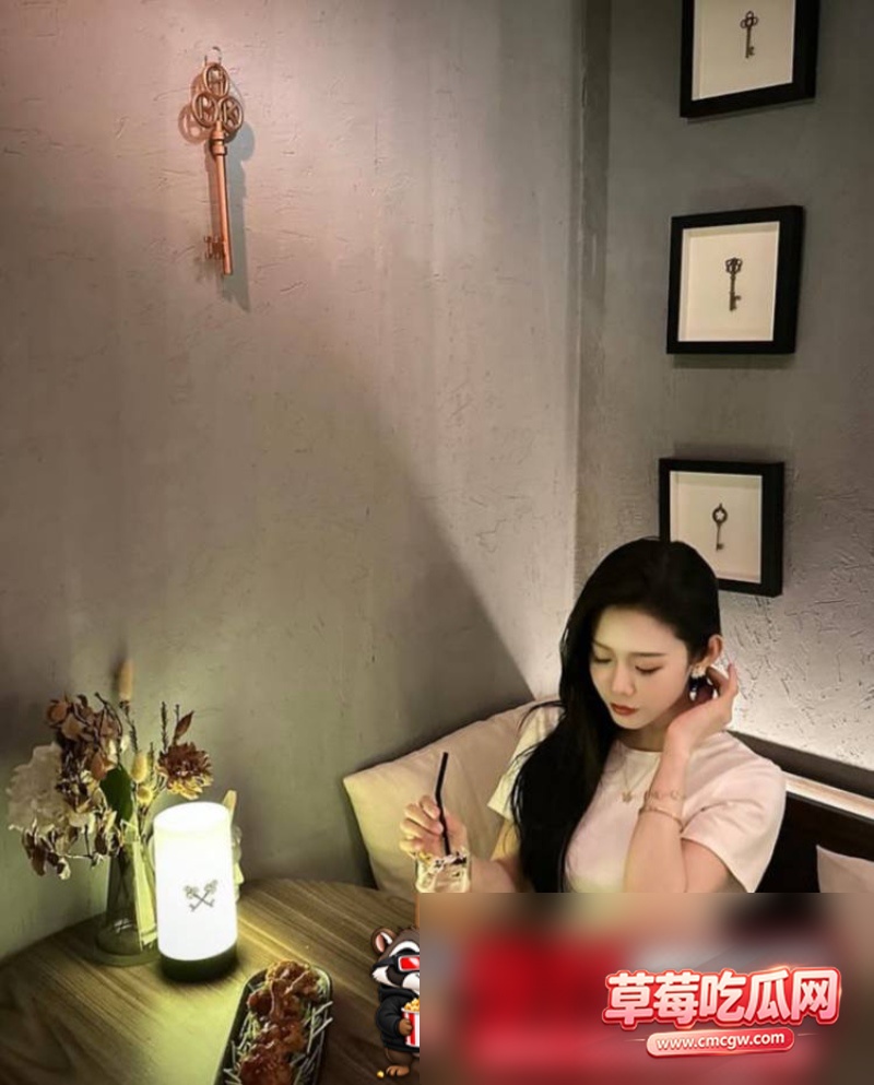 李凯诗性爱视频6 李凯诗性爱视频6