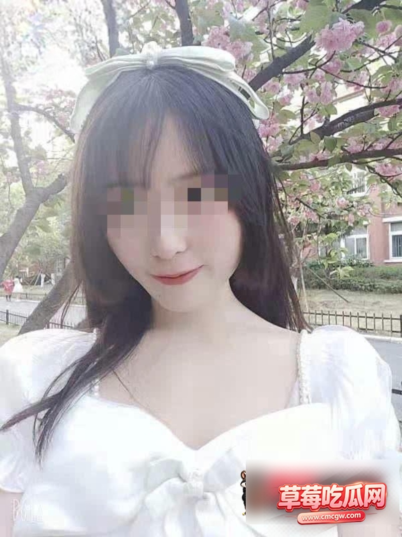 海角社区 我妹有点骚 2 海角社区 我妹有点骚 2