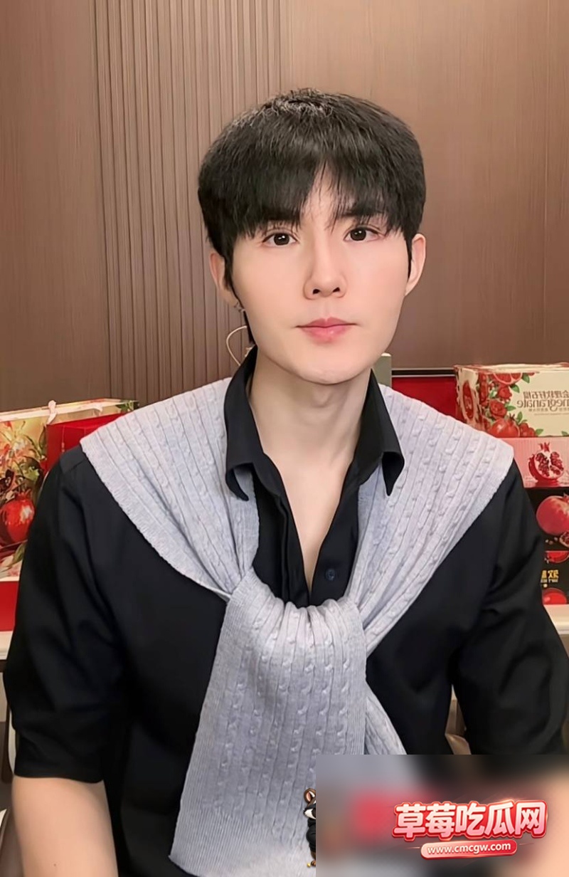 抖音网红黄琴点男模视频32 抖音网红黄琴点男模视频32