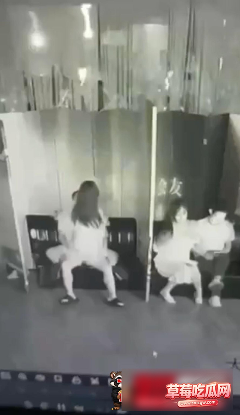 大舞厅莎莎舞监控拍下全程做爱8 大舞厅莎莎舞监控拍下全程做爱8