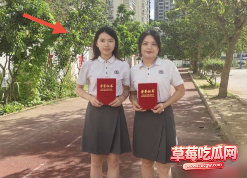 湛江中英文老师林远远知三当三 48 湛江中英文老师林远远知三当三 48