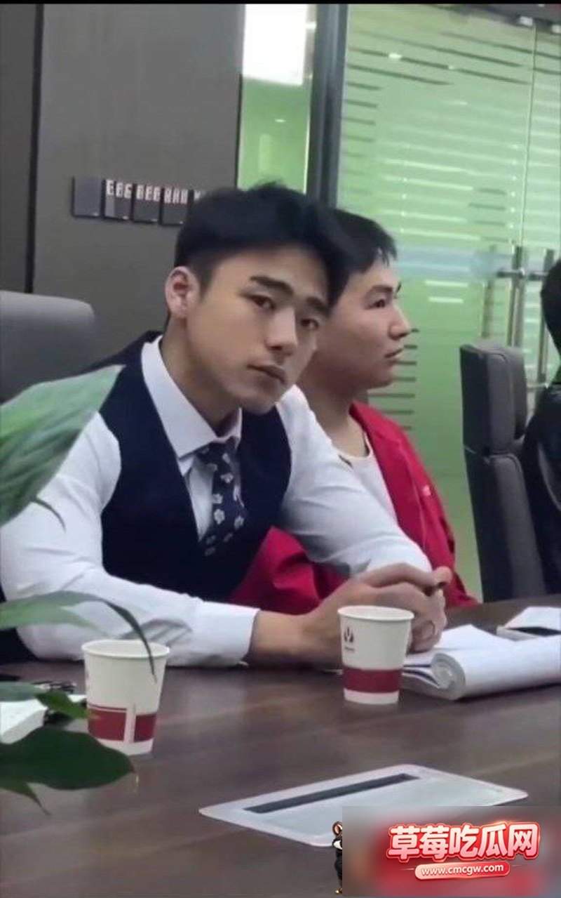 gay直男边自慰边秀菊花 6 gay直男边自慰边秀菊花 6
