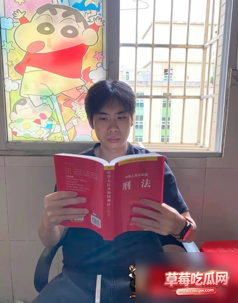 抖音66w粉男网红 维维神父 27 抖音66w粉男网红 维维神父 27