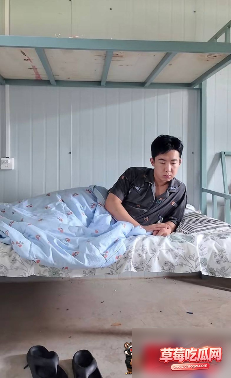 抖音87w粉男网红 李善宝 32 抖音87w粉男网红 李善宝 32