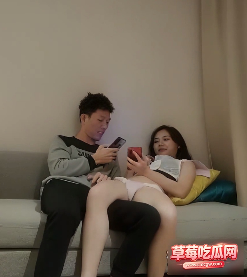 极品鸭哥代班出马操黑裙少妇2 极品鸭哥代班出马操黑裙少妇2