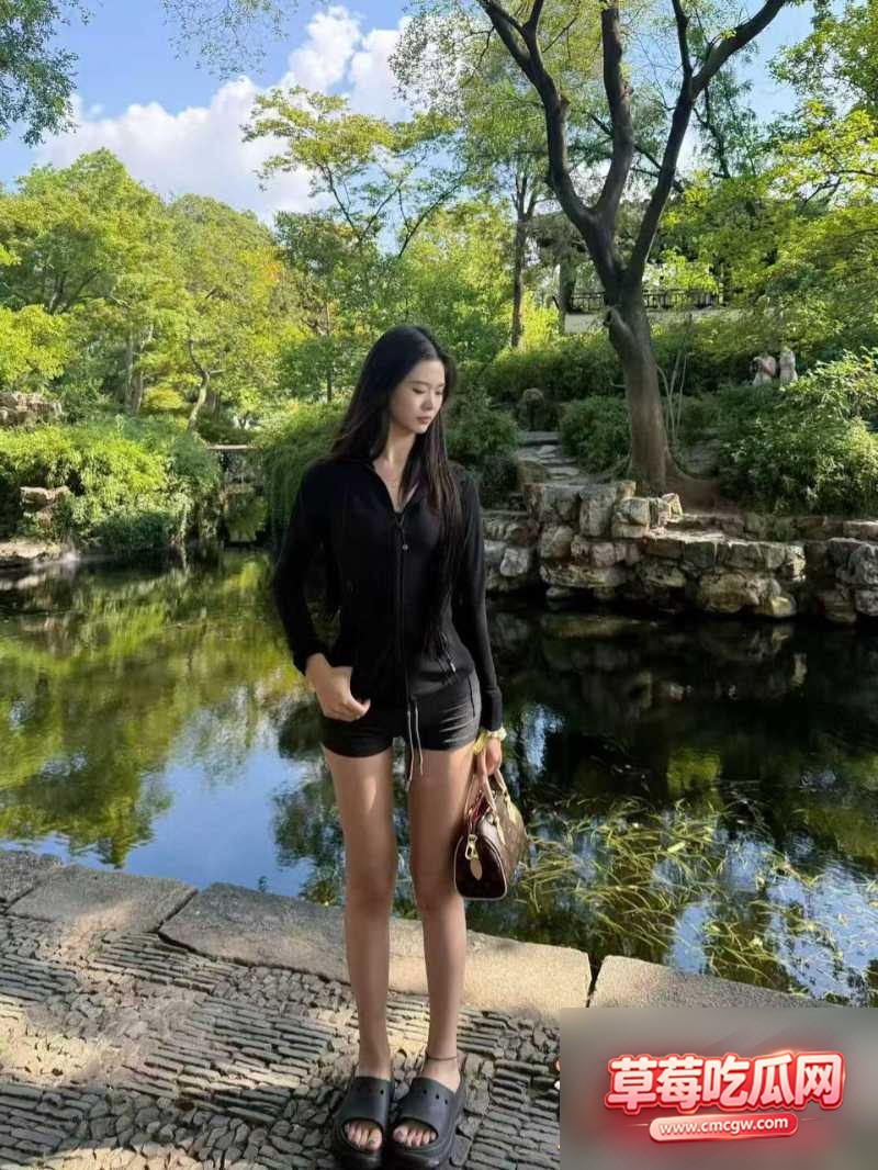 大长腿少妇随时约1 大长腿少妇随时约1