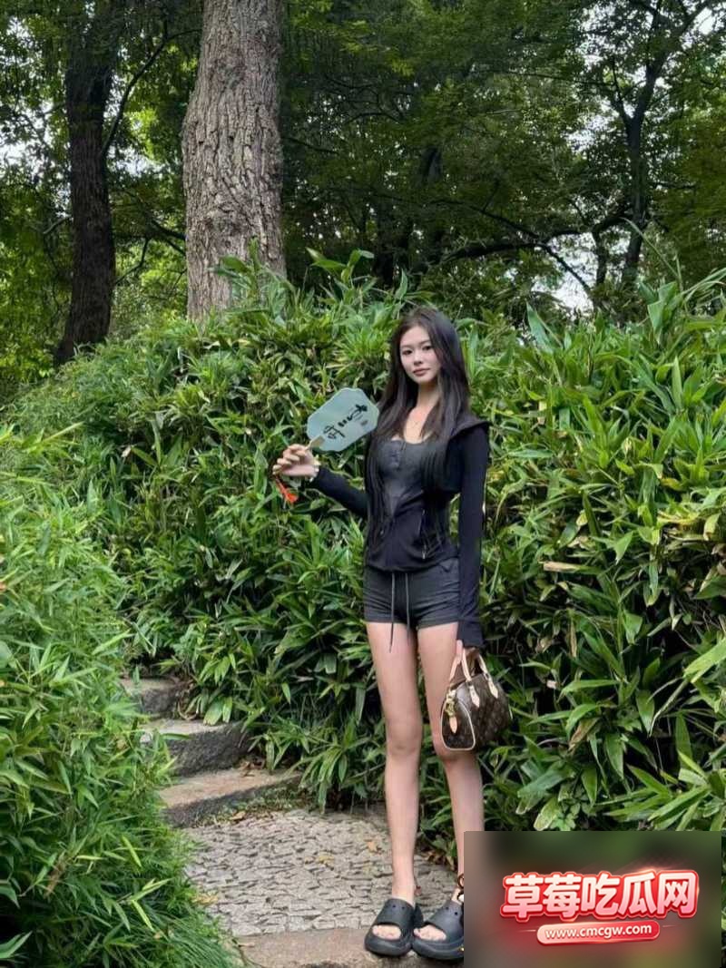 大长腿少妇随时约3 大长腿少妇随时约3
