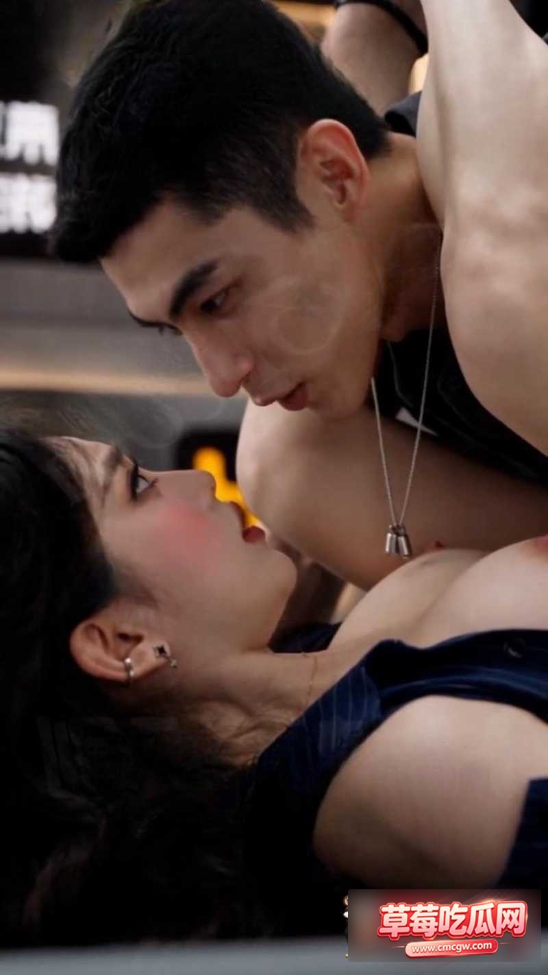 《女友帮我操闺蜜》第78集 2 《女友帮我操闺蜜》第78集 2