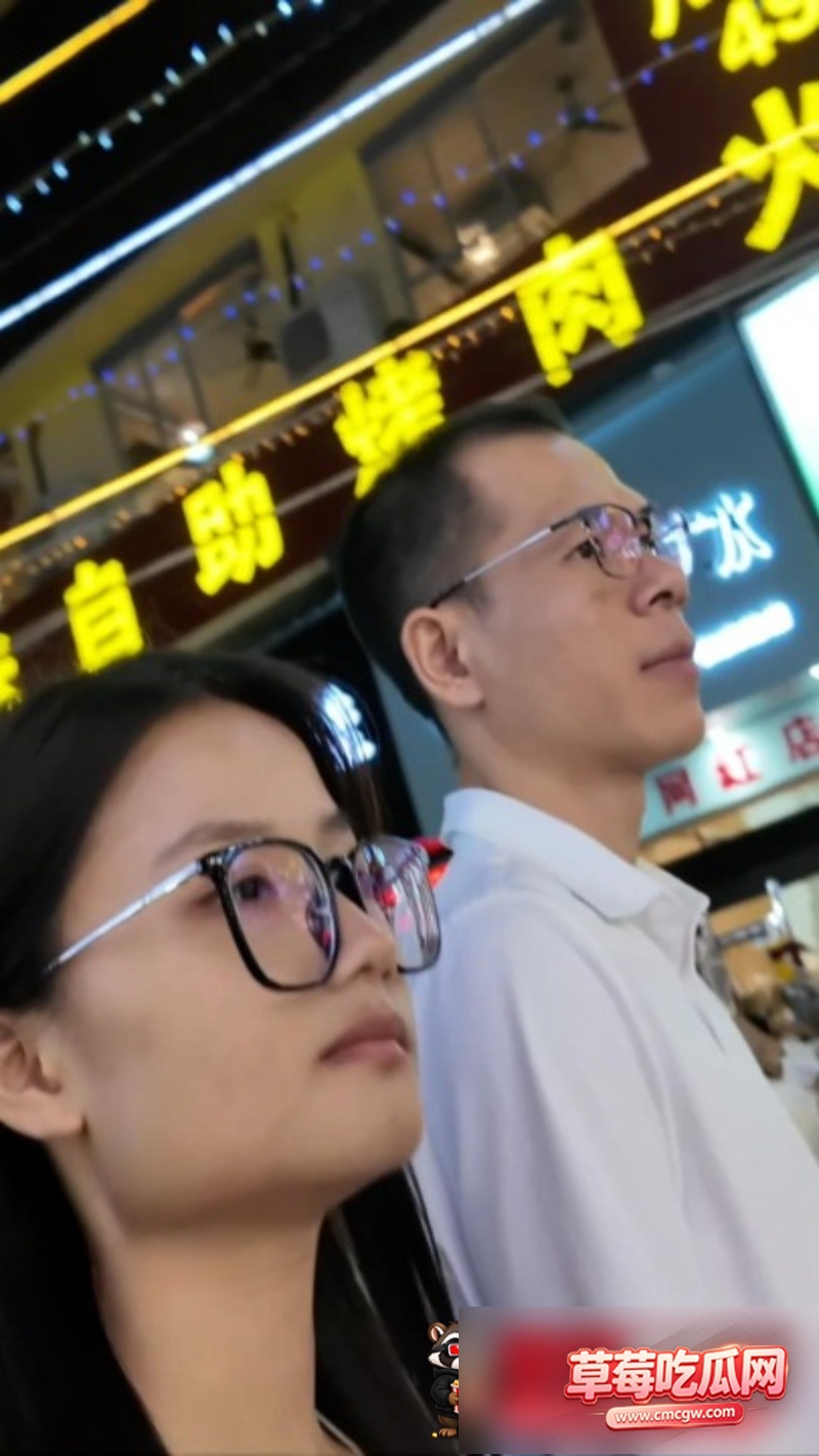户外精品偷拍1 户外精品偷拍1