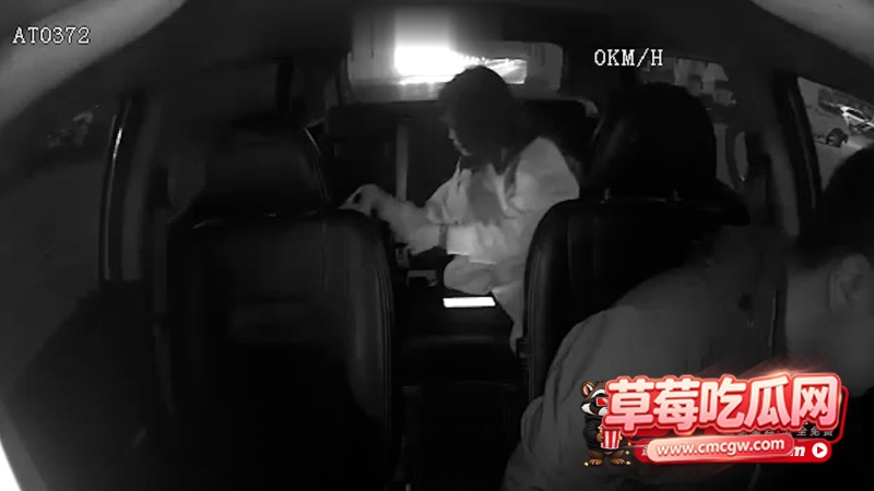 太原出租车司机捡尸高颜值醉酒女乘客 后座接吻舔逼插入 射完当没事人给乘客送去车站 5 太原出租车司机捡尸高颜值醉酒女乘客 后座接吻舔逼插入 射完当没事人给乘客送去车站 5