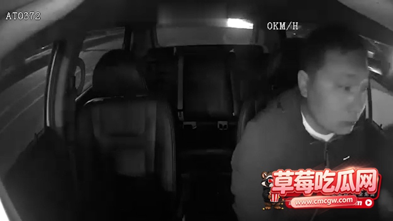 太原出租车司机捡尸高颜值醉酒女乘客 后座接吻舔逼插入 射完当没事人给乘客送去车站 6 太原出租车司机捡尸高颜值醉酒女乘客 后座接吻舔逼插入 射完当没事人给乘客送去车站 6
