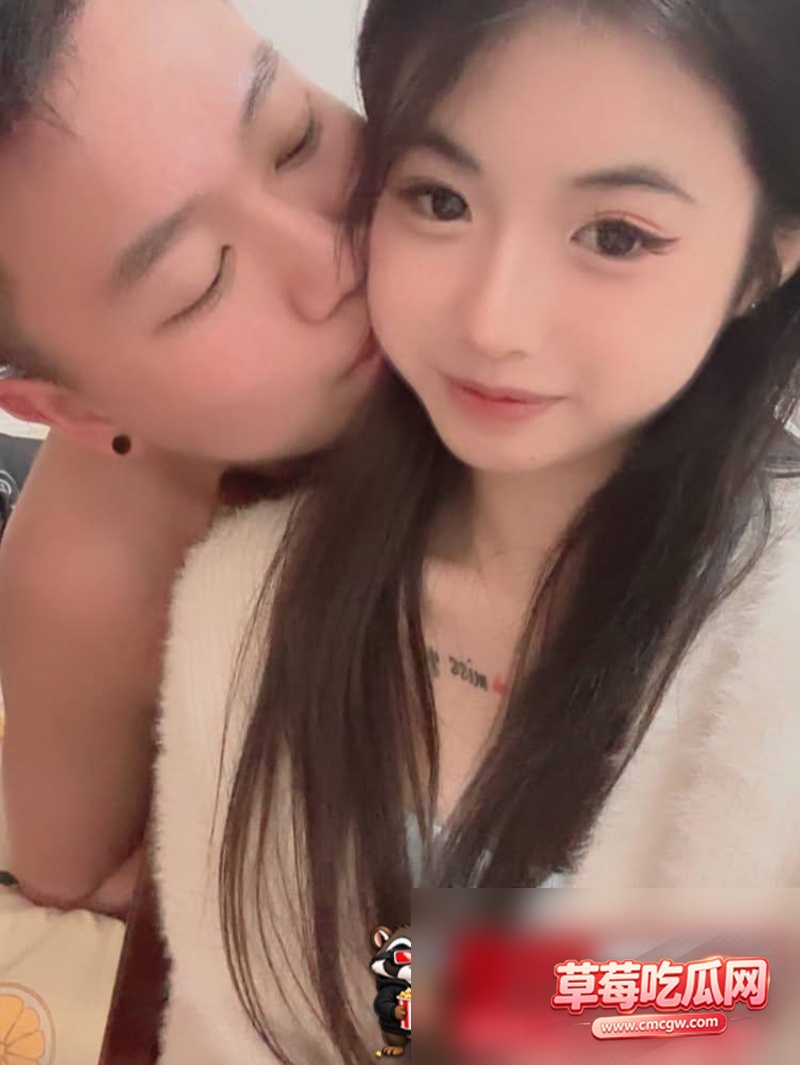 小网红SY被偷拍视频流出7 小网红SY被偷拍视频流出7