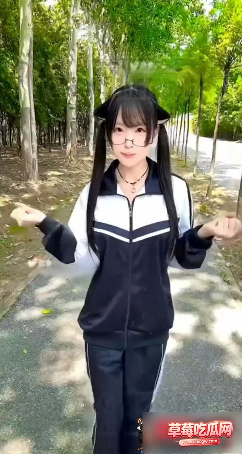 高颜值眼镜娘猪咪咪0 高颜值眼镜娘猪咪咪0