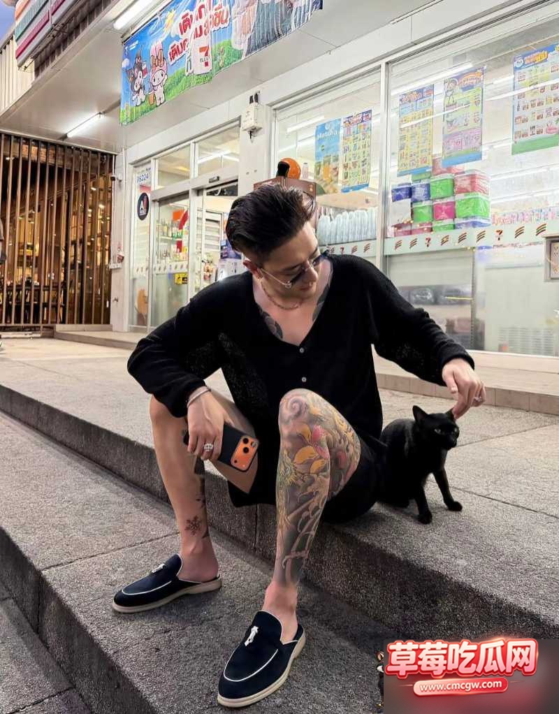 抖音236w粉男网红 J先生 8 抖音236w粉男网红 J先生 8