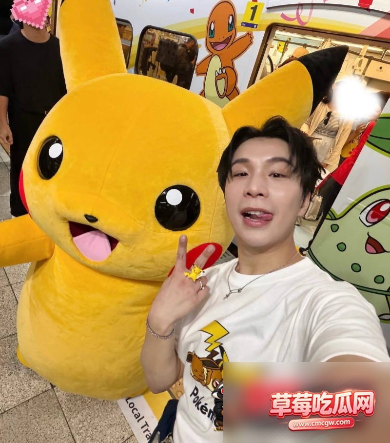 微博200W粉主持人派翠克出轨耳机妹30 微博200W粉主持人派翠克出轨耳机妹30