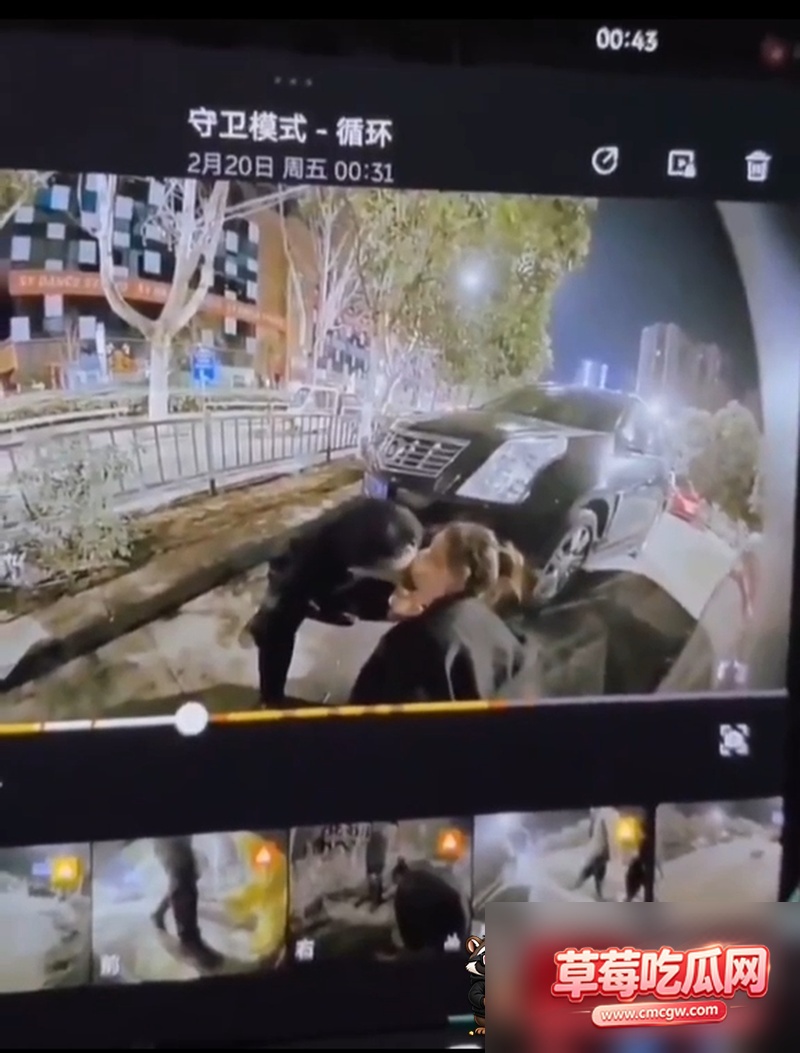 监控前秀恩爱撒尿还得亲嘴 11 监控前秀恩爱撒尿还得亲嘴 11